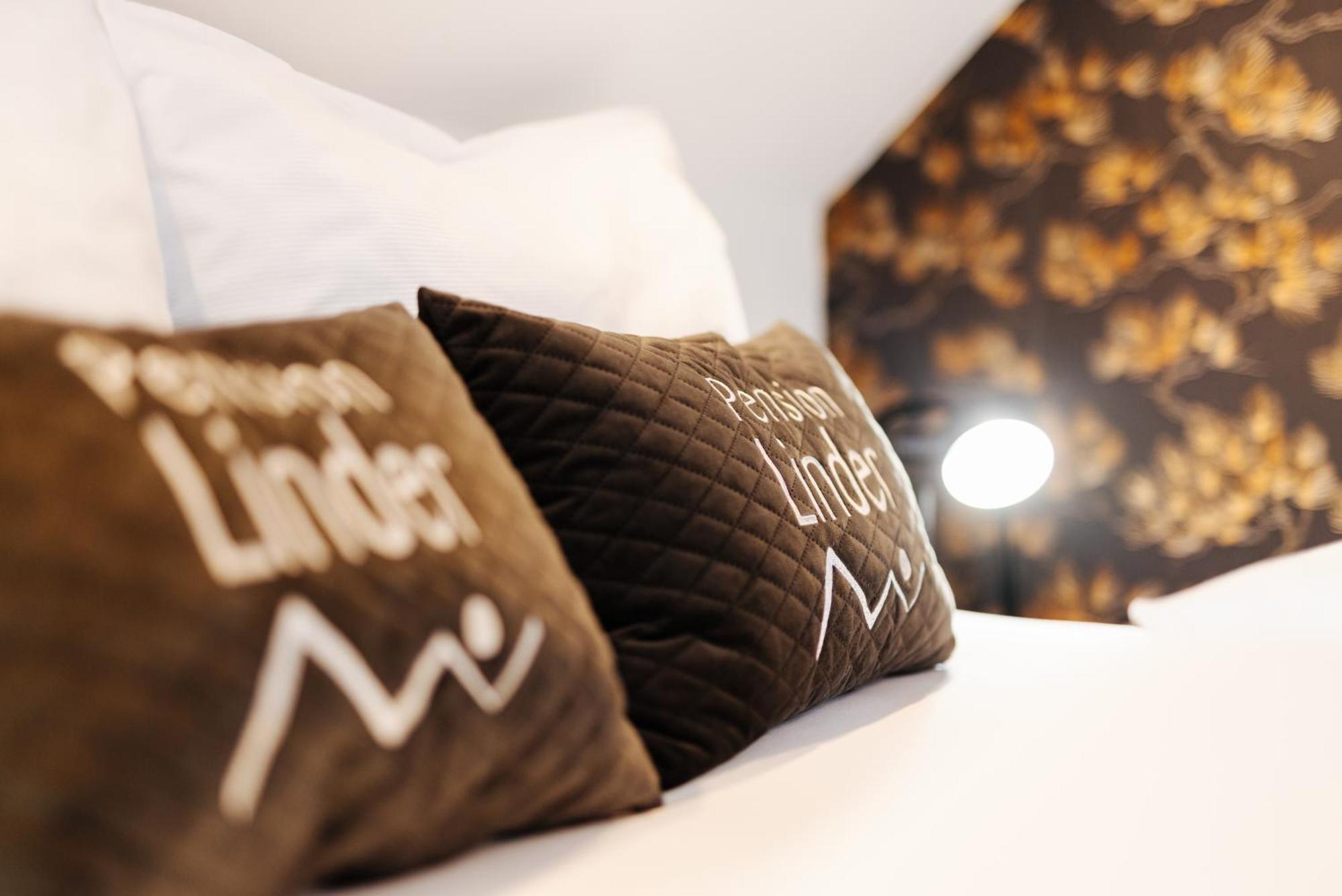 Pension Linder Seeboden Rum bild