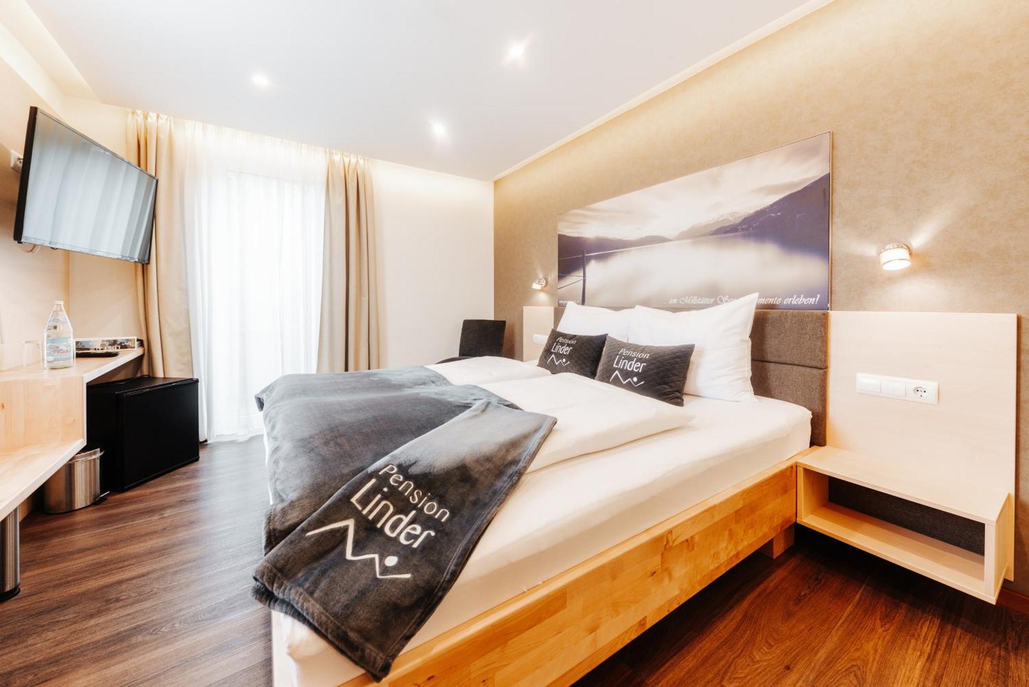Pension Linder Seeboden Rum bild